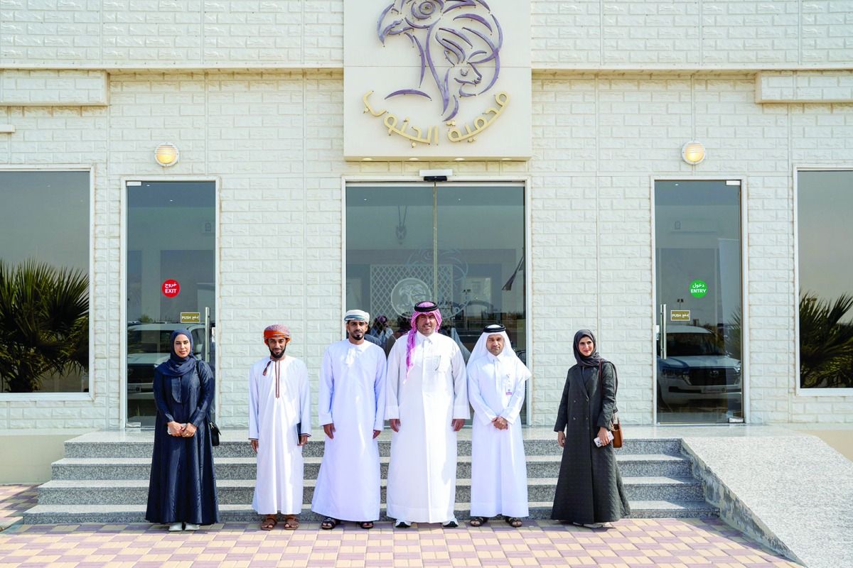 «البيئة» تستقبل وفداً من سلطنة عمان