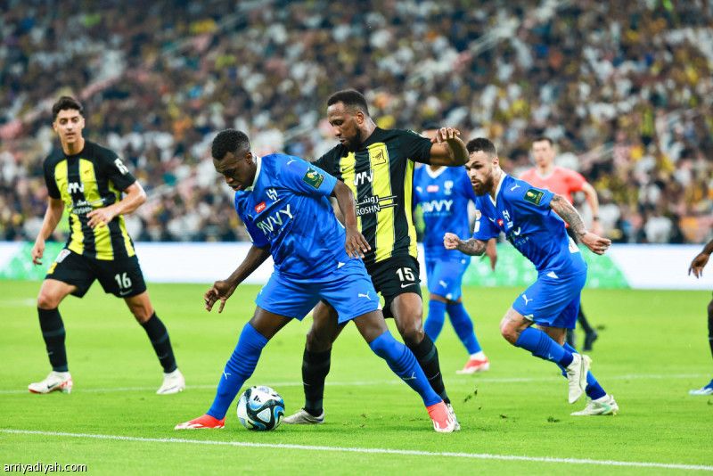 في «الكلاسيكو».. وجه «النمور» جديد.. وتعديلات «الأزرق» محدودة