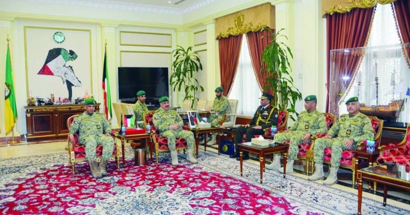 وكيل «الحرس» بحث تعزيز التعاون مع الملحق العسكري المصري