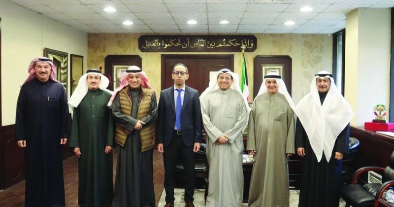 المستشار بورسلي وحكيم الوردي خلال اللقاء