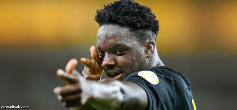 الاتحاد يعير حاجي إلى الرياض