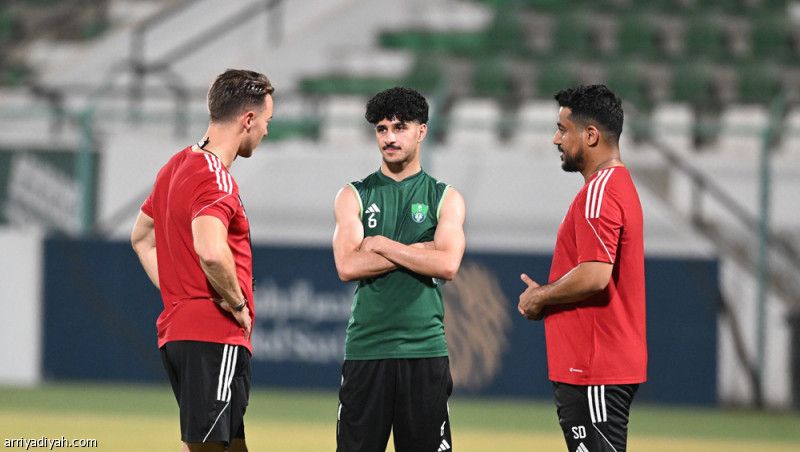 الأهلي.. الحريجي يغيب عن الشباب