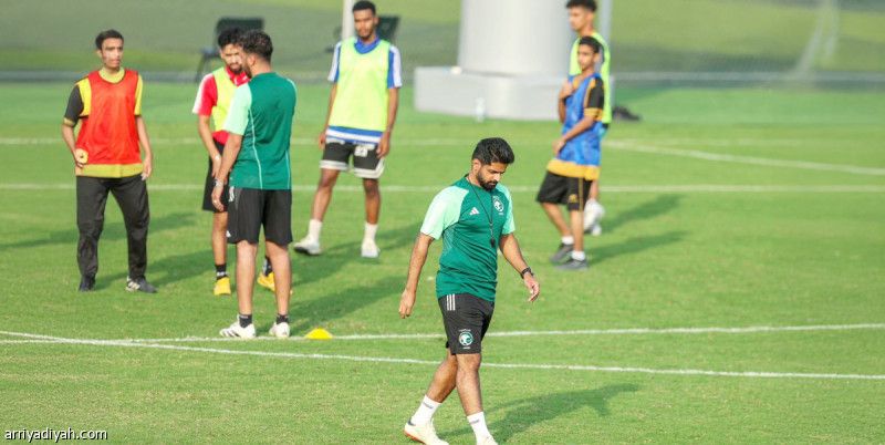 20 مدربا يختتمون دورة «PRO»