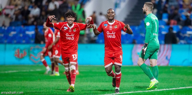 بثنائية.. الوحدة يثبت الفتح في القاع