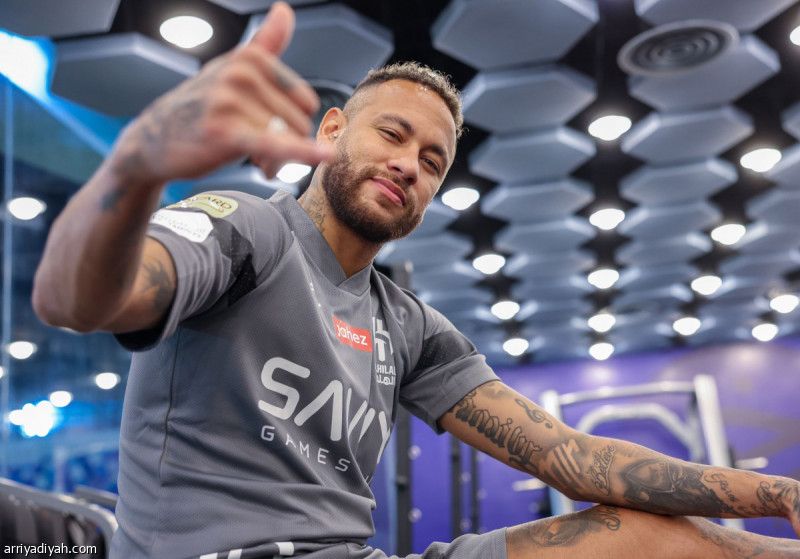 وكالة النجم البرازيلي: اسألوا الهلال.. نيمار جاهز