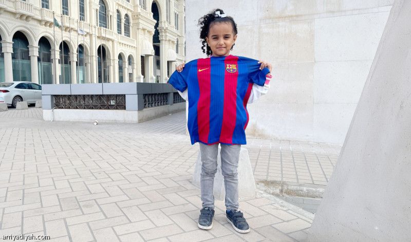 مريم.. انتظرت نجوم البرشا أربع ساعات بلا طائل