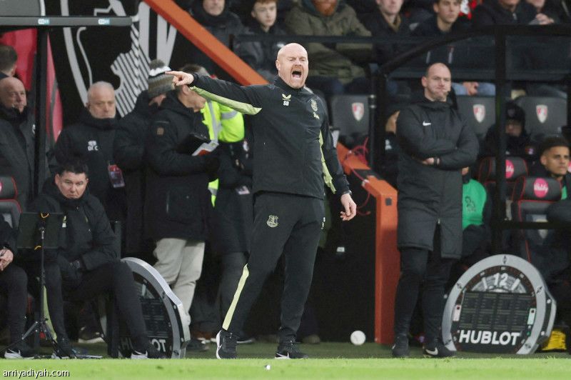 بقرار أمريكي.. إيفرتون يقيل دايش