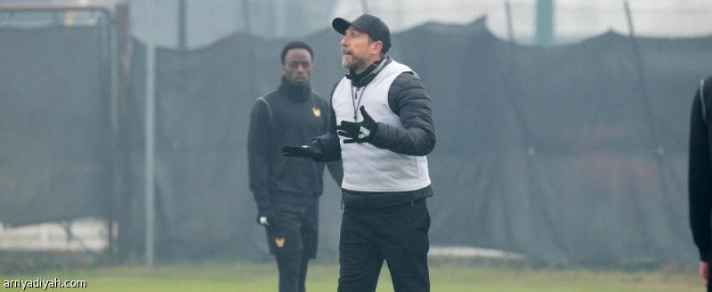 فينزيا يتسلح بالشجاعة أمام إنتر