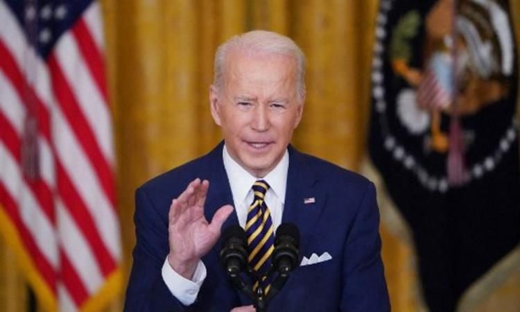 بايدن يهنئ عون لانتخابه رئيسًا للبنان ويؤكد دعم الولايات المتحدة