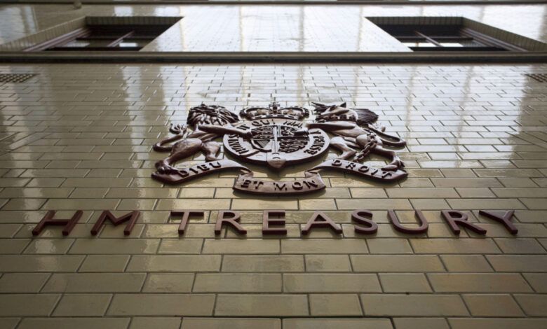 وزيرة الخزانة البريطانية تبدأ زيارة إلى الصين لتعزيز الروابط التجارية والاقتصادية