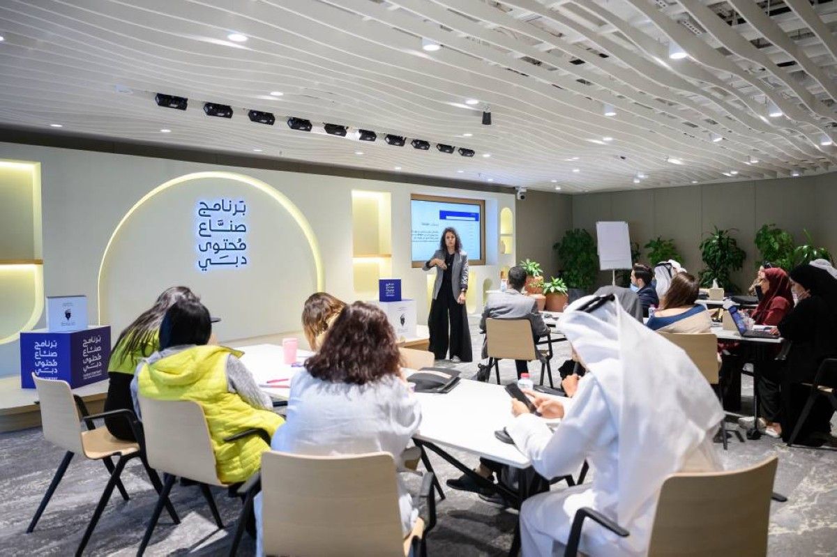 نادي دبي للصحافة يختتم برنامج "صُنّاع المحتوى الاقتصادي"