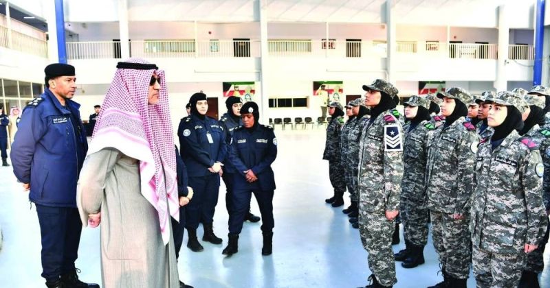 اليوسف: فخورون بكفاءة الكويتيات في السلك العسكري