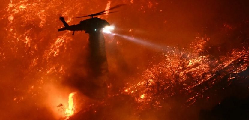 ارتفاع عدد ضحايا الحرائق في لوس أنجلوس بالولايات المتحدة إلى 24 قتيلا