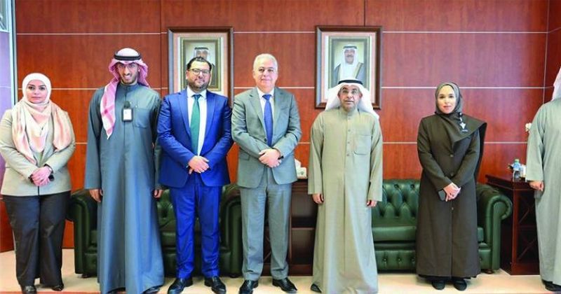 مدير «القوى العاملة» لدى استقباله السفير المغربي