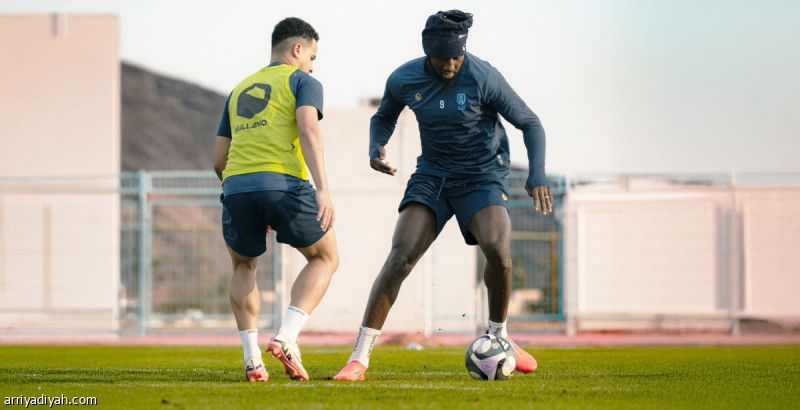 الأخدود يغيّر الدفاع أمام الفيحاء