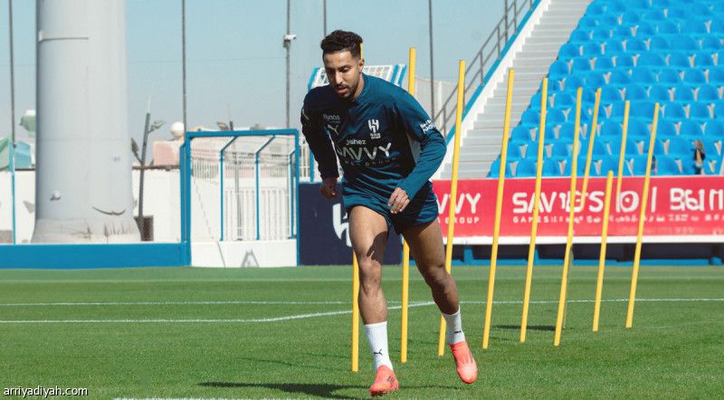 الهلال يعرض موسما.. ناديان يريدان سالم