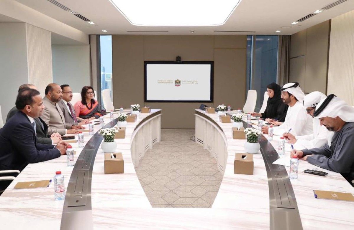 الإمارات تبحث تعزيز التعاون مع ولاية كيرلا الهندية في مجالات الاقتصاد الجديد