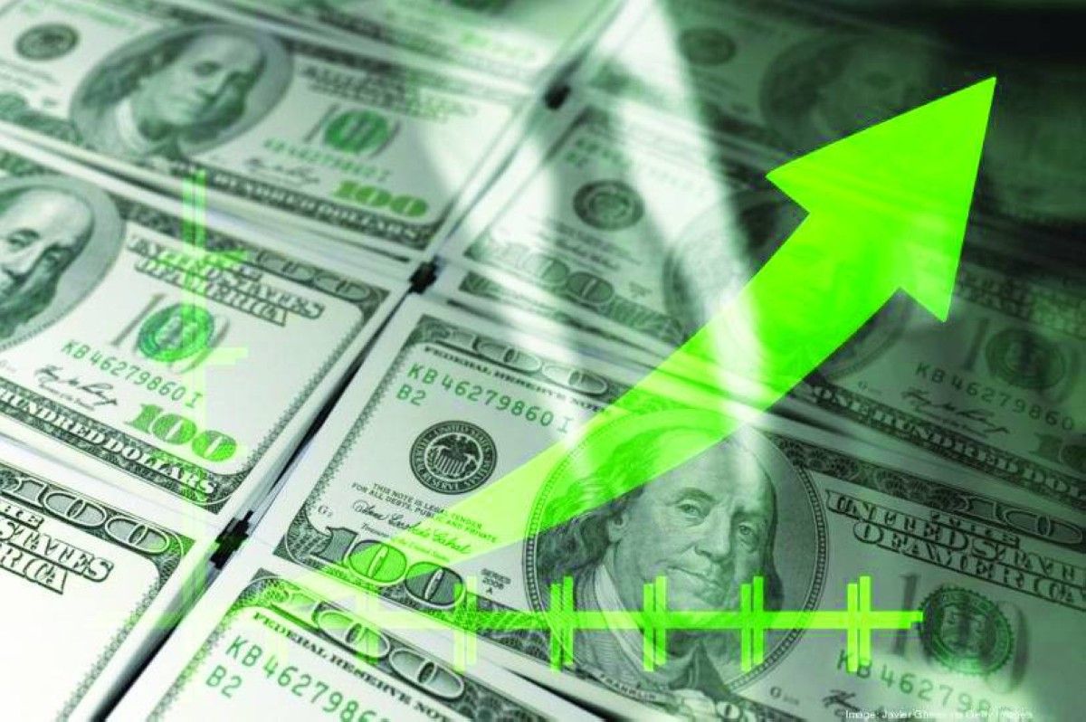 5 % صعوداً متوقعاً للدولار بفضل نمو الاقتصاد الأمريكي