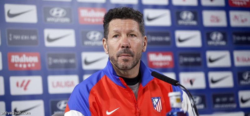 سيميوني: أعرف قيمتي.. والثناء والنقد خارج حساباتي