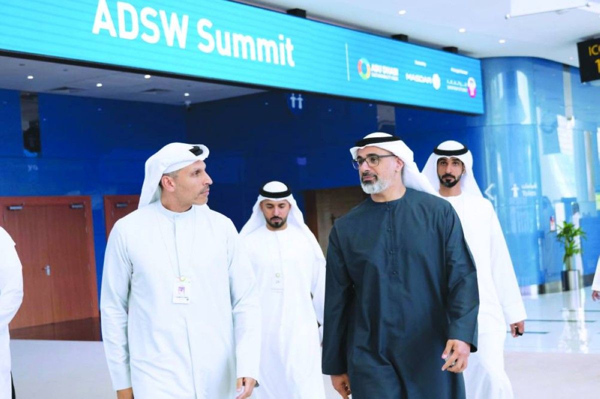 خالد بن محمد بن زايد: الإمارات تدفع عجلة جهود التحول العالمي نحو مصادر الطاقة النظيفة