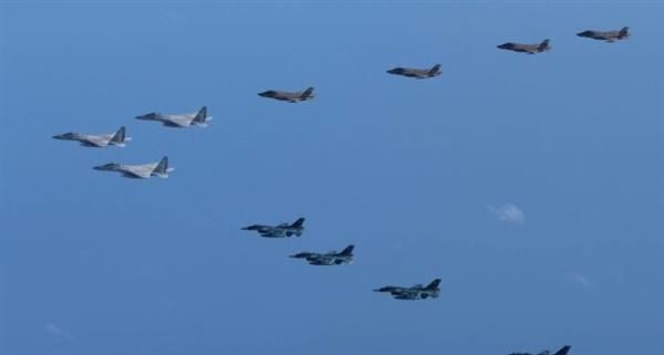 بدء مناورة جوية مشتركة بين سول وواشنطن وطوكيو