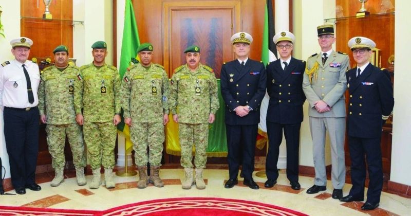 الفريق الرفاعي يبحث تعزيز التعاون مع وفد عسكري فرنسي