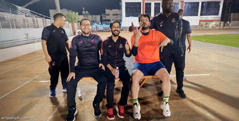 الوحدة.. تدريبات هجومية خاصة.. ومناورة وترفيه