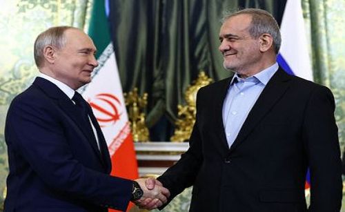 روسيا وإيران توقعان اتفاقية شاملة للشراكة الاستراتيجية بين البلدين