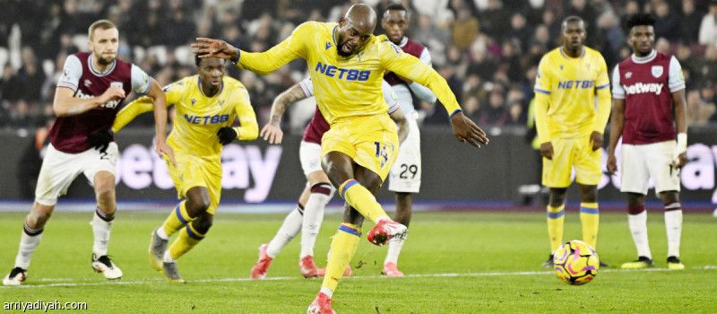 بالاس يعود بنقاط وست هام