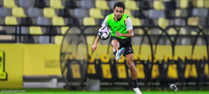 الرياض يطلب الغامدي من الاتحاد