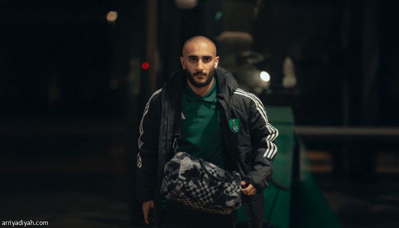 الأهلي يعيد المجحد.. ويبعد الحمد