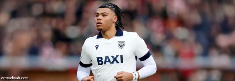 توتنام يقطع إعارة سكارلت