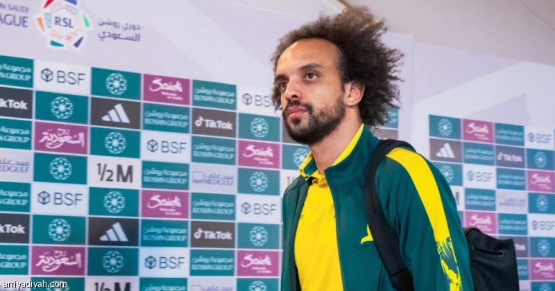 الخليج يعوّض كوربيليس بهوساوي