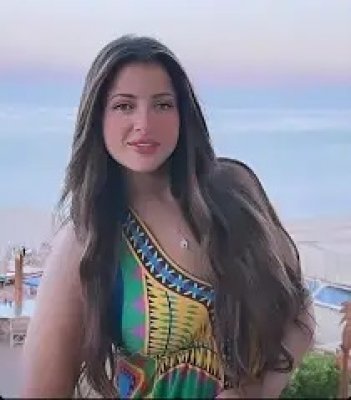 نجمة تسريبات خالد يوسف .. منى فاروق: تلقيت عروضا بالملايين مقابل أفعال مخلة