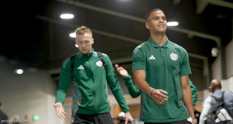 13 سيارة تنقل لاعبي الاتفاق إلى الشرائع