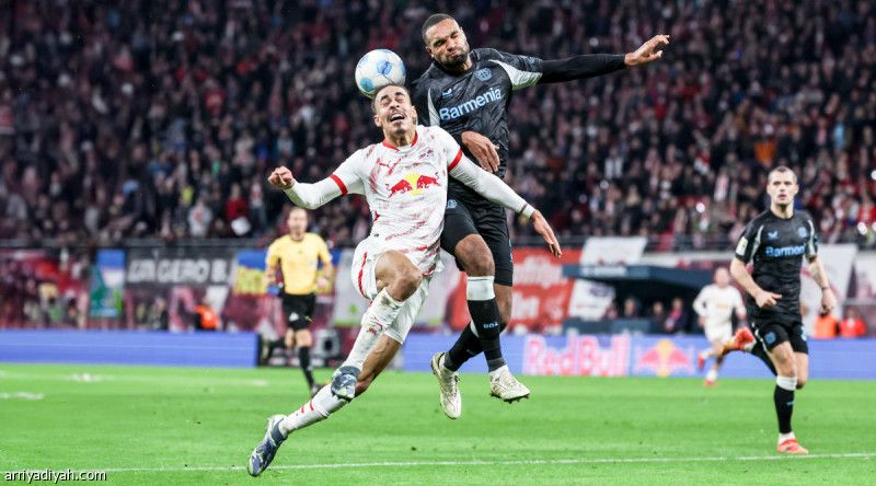 ليفركوزن يخسر نقطتين في سباق الصدارة