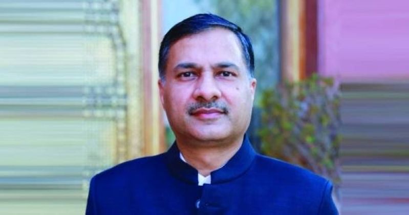 السفير الهندي ادارش سويكا