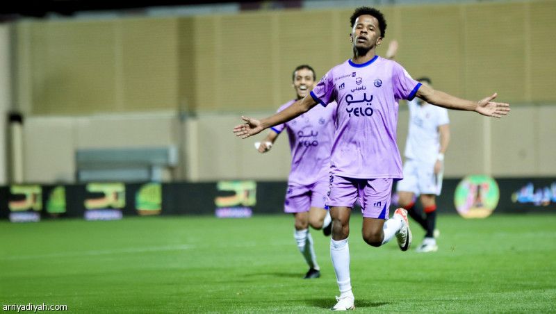 أمام الرائد.. الخلود يكسب «التاريخية» الأولى