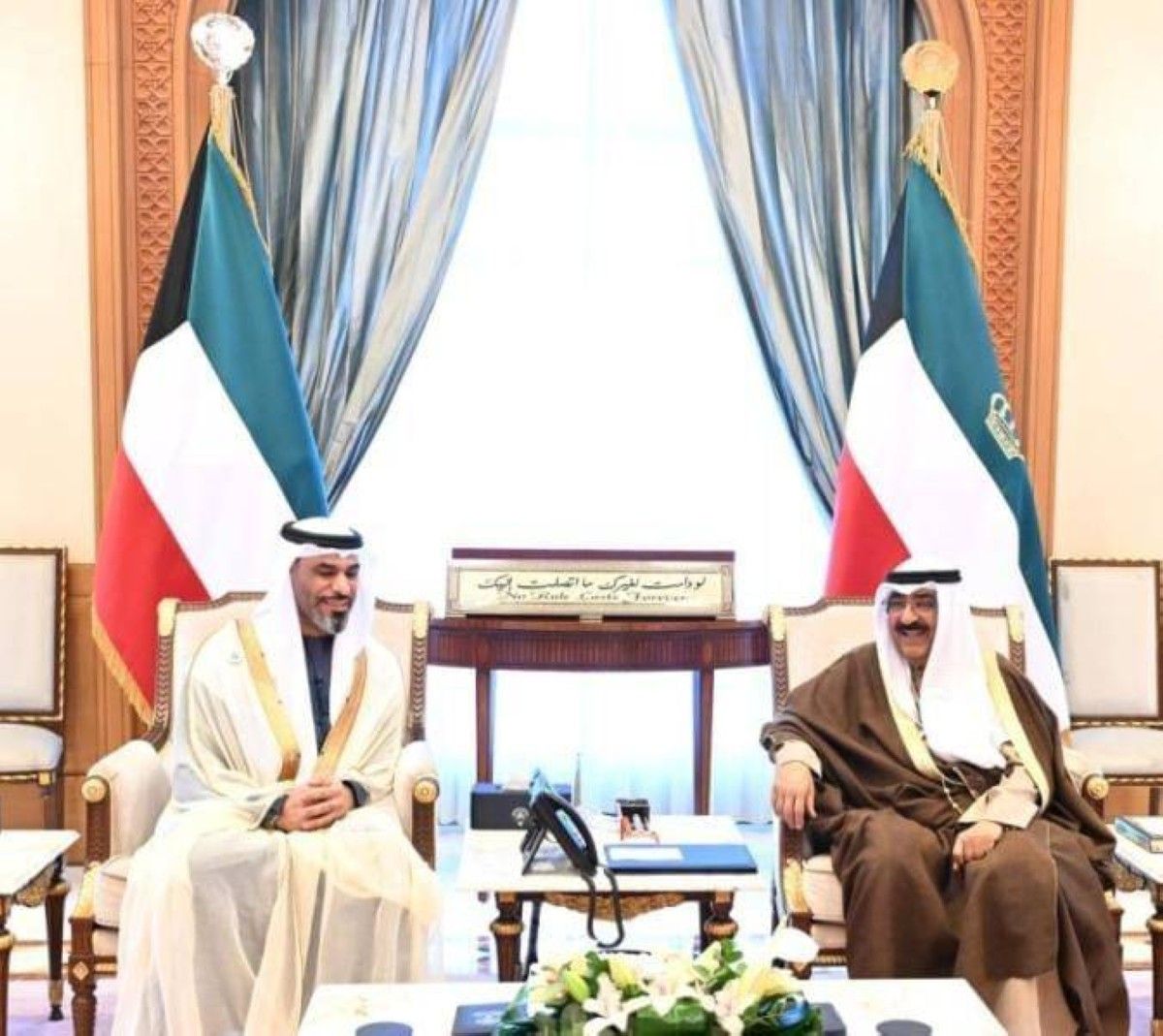 أمير الكويت يستقبل رئيس جهاز الإمارات للمحاسبة