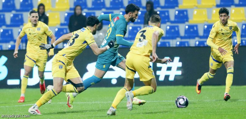 «السلبية» تنهي مواجهة التعاون والعروبة