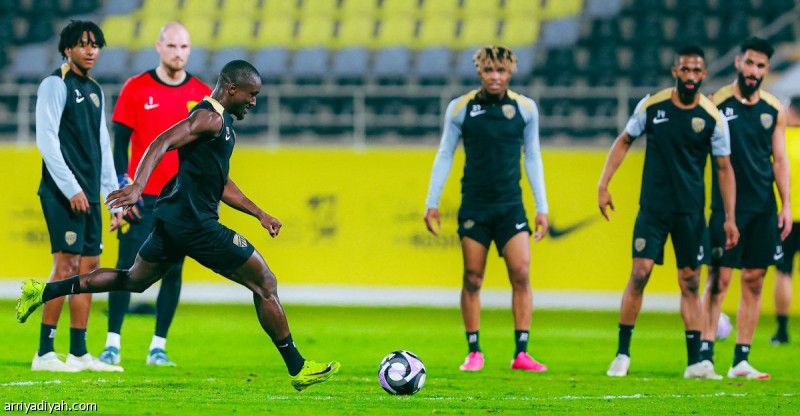 الأحد.. اختبار أخير يحدد مصير ديابي