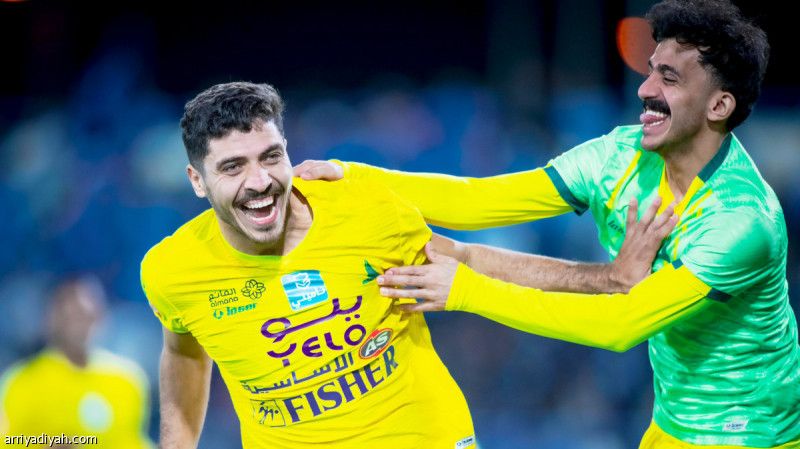 الخليج يعزز سطوته على الأخدود