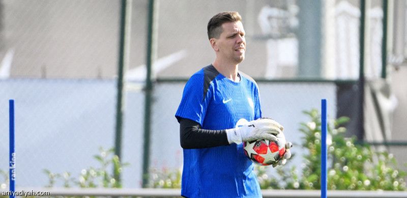 فليك: تشيزني حارس برشلونة الأول