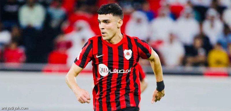 بن شرقي يُنهي علاقة الريان ويقترب من الأهلي