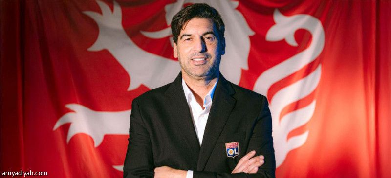 فونسيكا يقود ليون