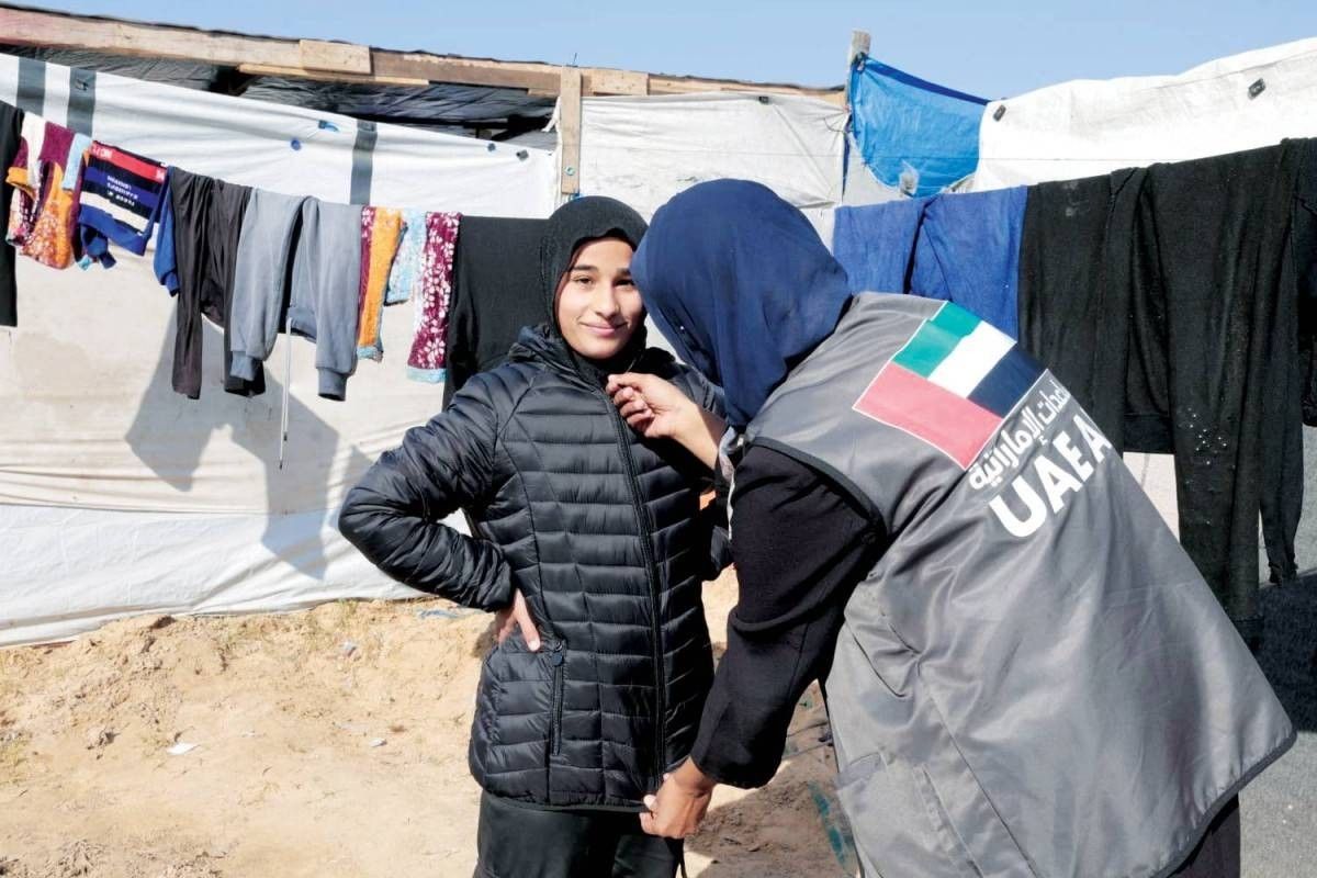 الإمارات تواصل تقديم الدعم الإغاثي لآلاف النازحين في غزة