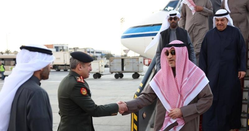 النائب الأول أثناء وصوله إلى القاهرة