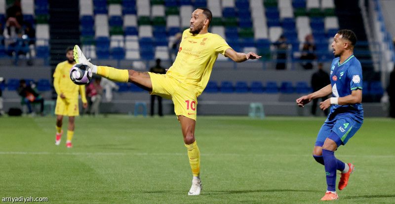 بتعادل إيجابي.. القادسية لا يعرف إسقاط الفتح 14 عاما