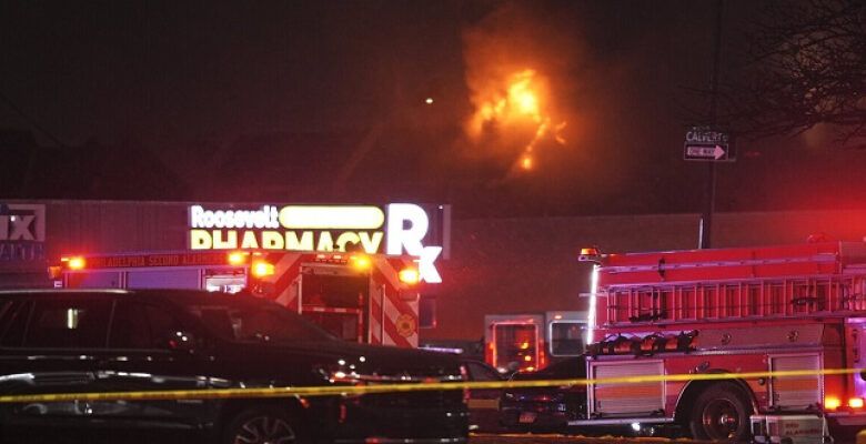 كارثة جوية جديدة بأمريكا.. تحطم طائرة في فيلادلفيا