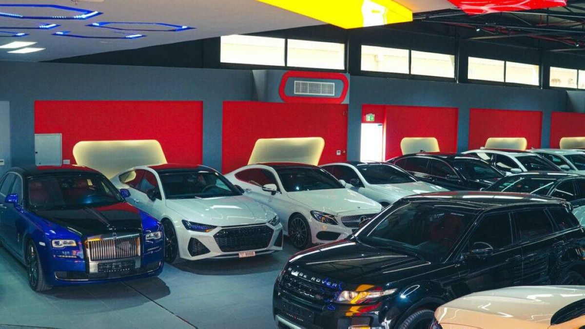 مرونة عالية تميز سوق السيارات في الإمارات